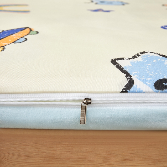 91家纺网 家纺一手货源 找家纺 怡家居  2023新款棉加水晶绒开学季学生床垫套 小恐龙