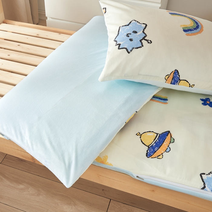 91家纺网 家纺一手货源 找家纺 怡家居  2023新款棉加水晶绒开学季学生床垫套 小恐龙