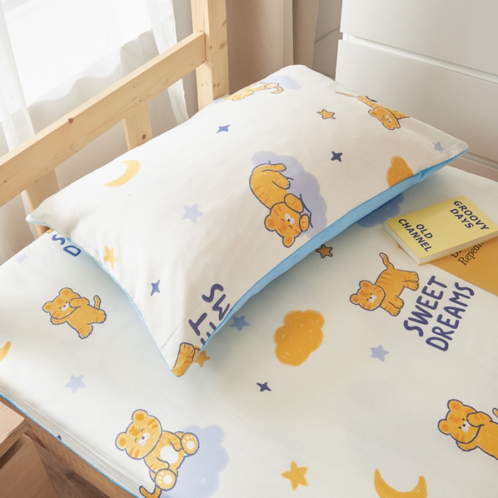 91家纺网 家纺一手货源 找家纺 怡家居  2023新款棉加水晶绒开学季学生床垫套 小老虎