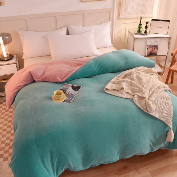 91家纺网 家纺一手货源 找家纺 甜之梦 2025牛奶绒纯色拼色单品四件套被套（可定制尺寸） 湖绿拼色