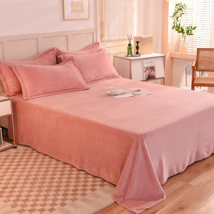 91家纺网 家纺一手货源 找家纺 甜之梦2025牛奶绒纯色拼色单品四件套床单（可定制尺寸） 淡粉加深灰拼色