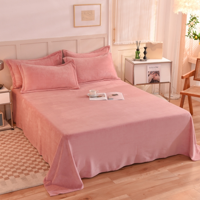 91家纺网 家纺一手货源 找家纺 甜之梦2025牛奶绒纯色拼色单品四件套床单（可定制尺寸） 淡粉加深灰拼色