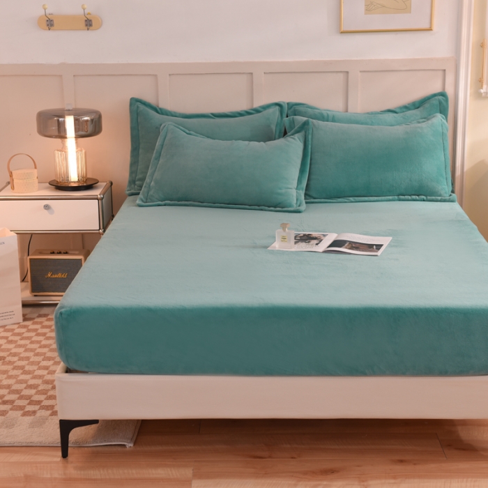 91家纺网 家纺一手货源 找家纺 甜之梦 2025牛奶绒纯色拼色单品四件套床笠（可定制尺寸） 湖绿拼色