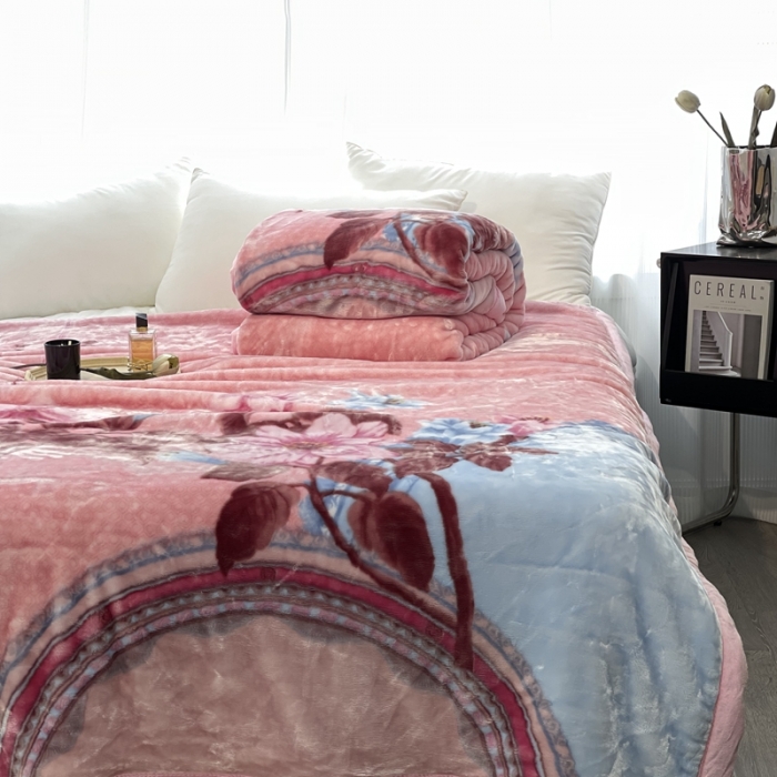 91家纺网 家纺一手货源 找家纺 缔缦 2022新款More design毛毯 天鹅绒毯 粉色