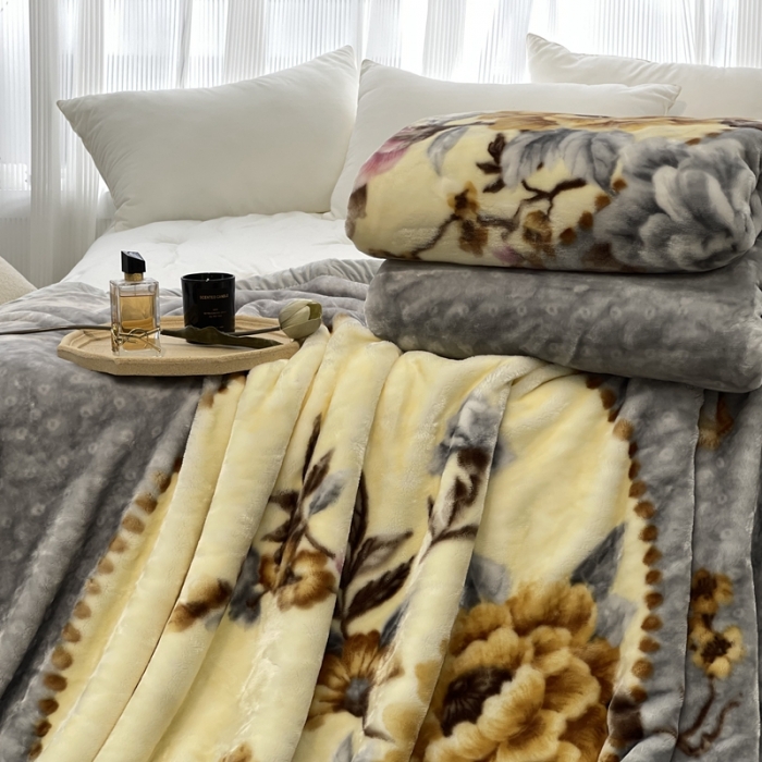 91家纺网 家纺一手货源 找家纺 缔缦 2022新款More design毛毯 天鹅绒毯 灰色