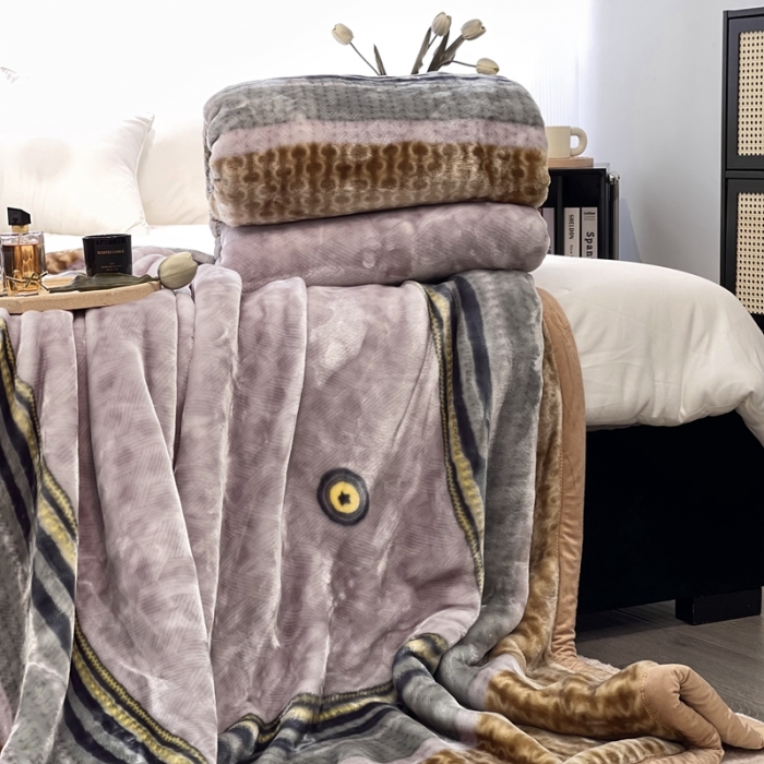 91家纺网 家纺一手货源 找家纺 缔缦 2022新款More design毛毯 天鹅绒毯 卡其