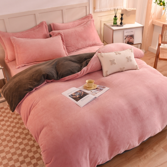 91家纺网 家纺一手货源 找家纺 甜之梦2025新款牛奶绒四件套（可定制尺寸） 淡粉加深灰拼色