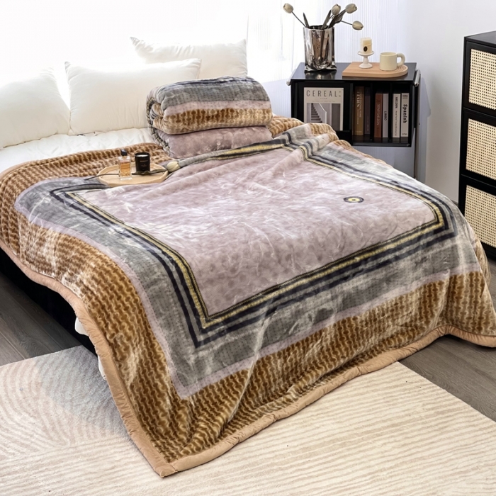 91家纺网 家纺一手货源 找家纺 缔缦 2022新款More design毛毯 天鹅绒毯 卡其