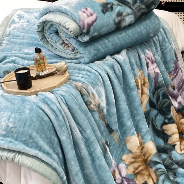 91家纺网 家纺一手货源 找家纺 缔缦 2022新款More design毛毯 天鹅绒毯 蓝色