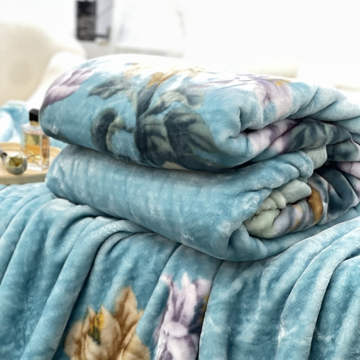91家纺网 家纺一手货源 找家纺 缔缦 2022新款More design毛毯 天鹅绒毯 蓝色