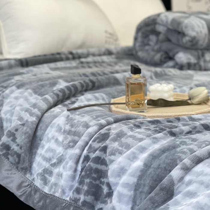 91家纺网 家纺一手货源 找家纺 （总）缔缦 2022新款More design毛毯 兔绒毯