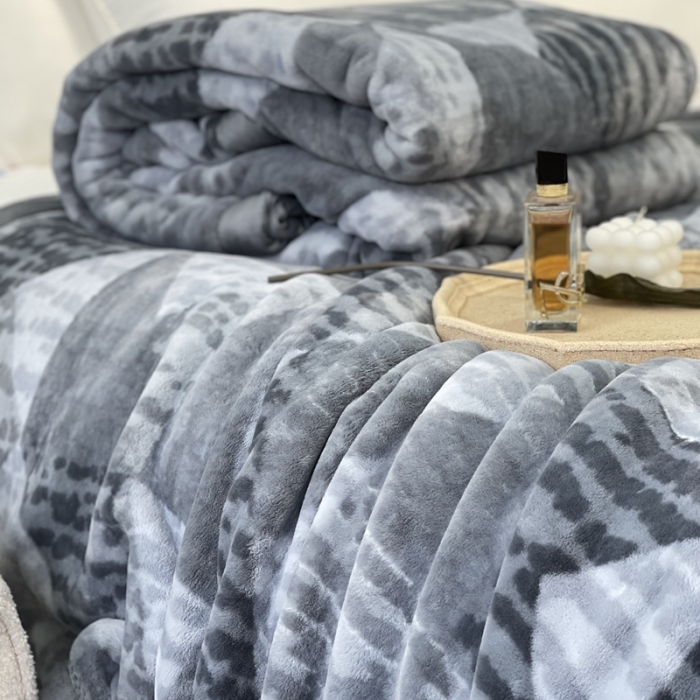 91家纺网 家纺一手货源 找家纺 （总）缔缦 2022新款More design毛毯 兔绒毯