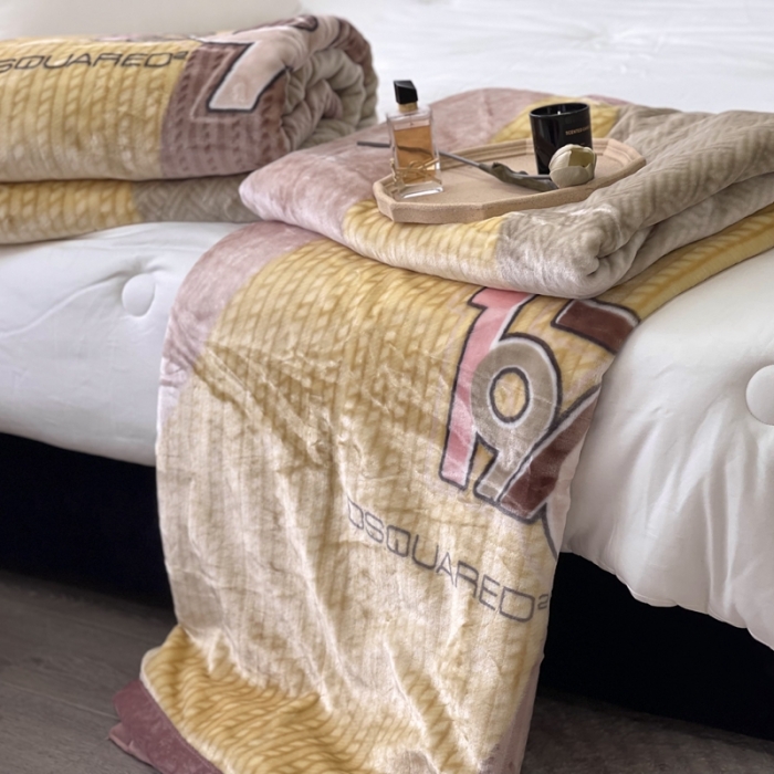 91家纺网 家纺一手货源 找家纺 缔缦 2022新款More design毛毯 云丝毯 1979