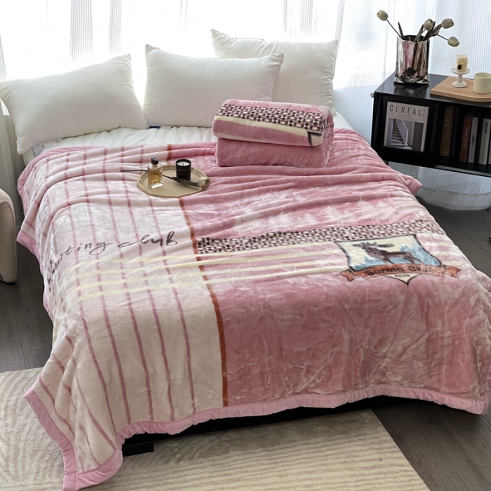 91家纺网 家纺一手货源 找家纺 缔缦 2022新款More design毛毯 云丝毯 粉色