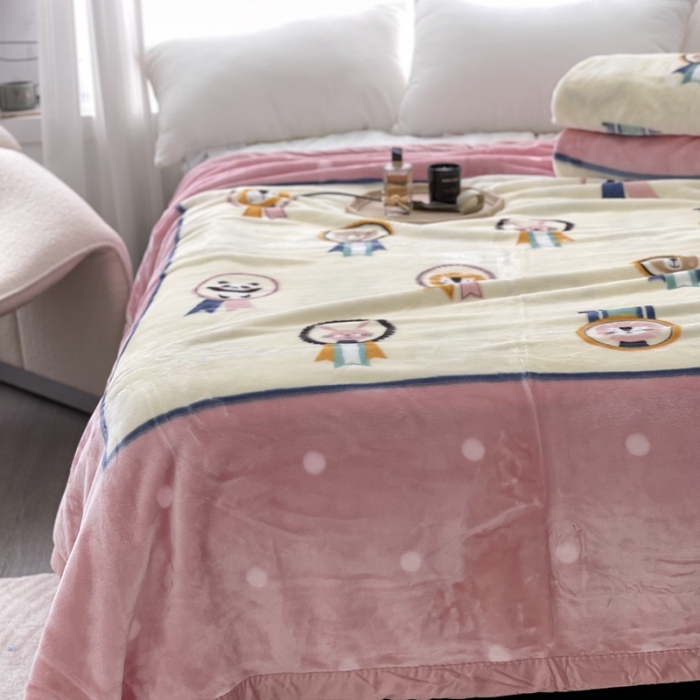91家纺网 家纺一手货源 找家纺 缔缦 2022新款More design毛毯 云丝毯 粉色-卡通