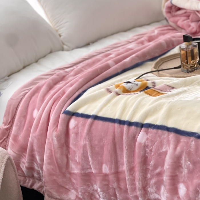 91家纺网 家纺一手货源 找家纺 缔缦 2022新款More design毛毯 云丝毯 粉色-卡通