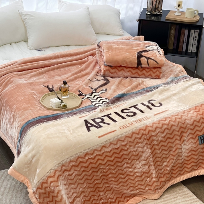 91家纺网 家纺一手货源 找家纺 缔缦 2022新款More design毛毯 云丝毯 橘粉色