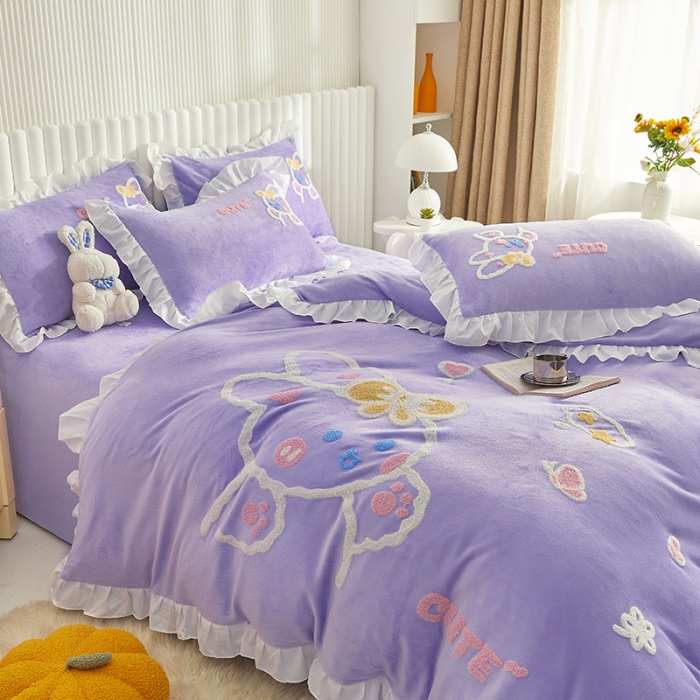 91家纺网 家纺一手货源 找家纺 泉欣新款牛奶绒卡通毛巾绣福兔系列四件套（专版花型） 福兔-紫