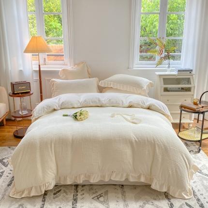 91家纺网 家纺一手货源 找家纺 其奥2023新牛奶绒宝宝绒韩版公主风四件套剪花款玛卡-云朵白