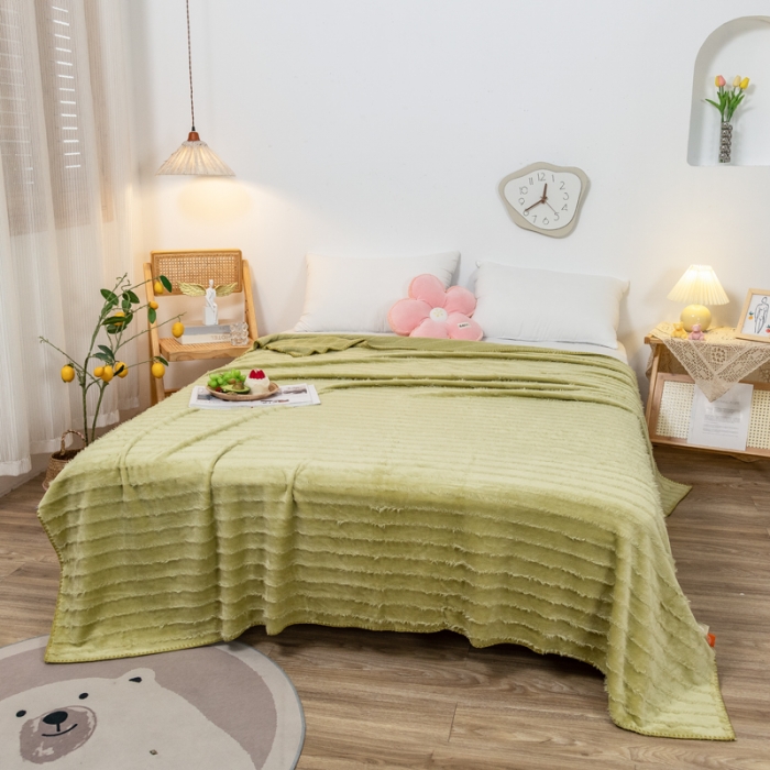 91家纺网 家纺一手货源 找家纺 乐嘉盈 2025牛奶绒流苏毯毛毯办公室家用两用毯直播 芥末绿