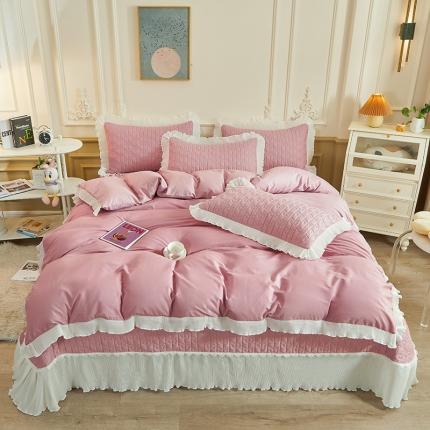 91家纺网 家纺一手货源 找家纺 宜凡家纺 2023新款全棉印花花边系列床盖四件套 脏脏粉