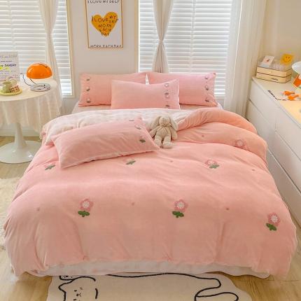 91家纺网 家纺一手货源 找家纺 总麦朵2022新款毛巾绣牛奶绒四件套格子双拼法莱水晶四件套