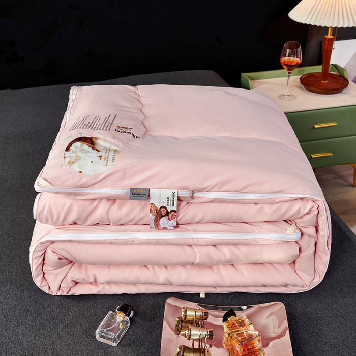 91家纺网 家纺一手货源 找家纺 丽卡家纺 2023新款蚕蛹蛋白大豆子母被 粉色