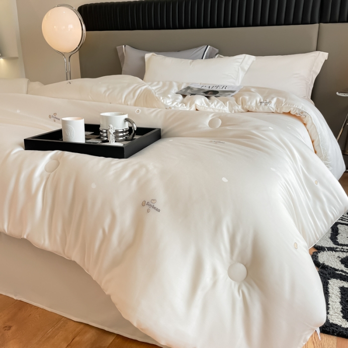 91家纺网 家纺一手货源 找家纺 纪梵茜 蚕丝大豆被