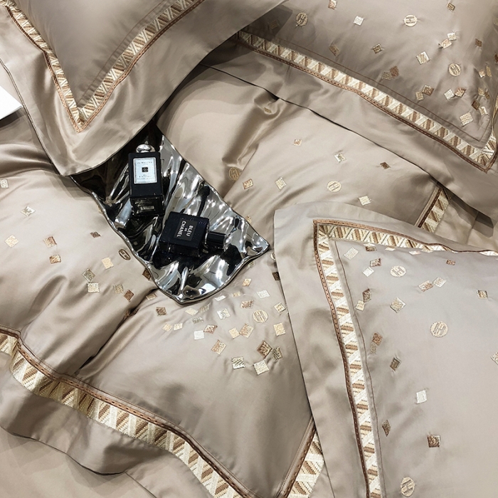 91家纺网 家纺一手货源 找家纺 乐视家纺2024新款120支双股澳棉刺绣四件套 露娜-绅士咖