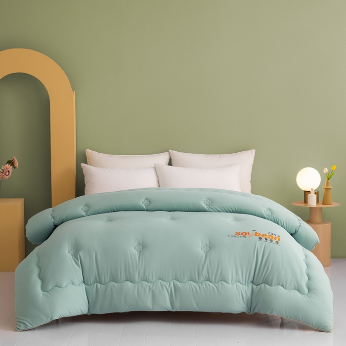 91家纺网 家纺一手货源 找家纺 魅图 2025新款大豆暖芯纤维被春秋被冬被 浅灰绿