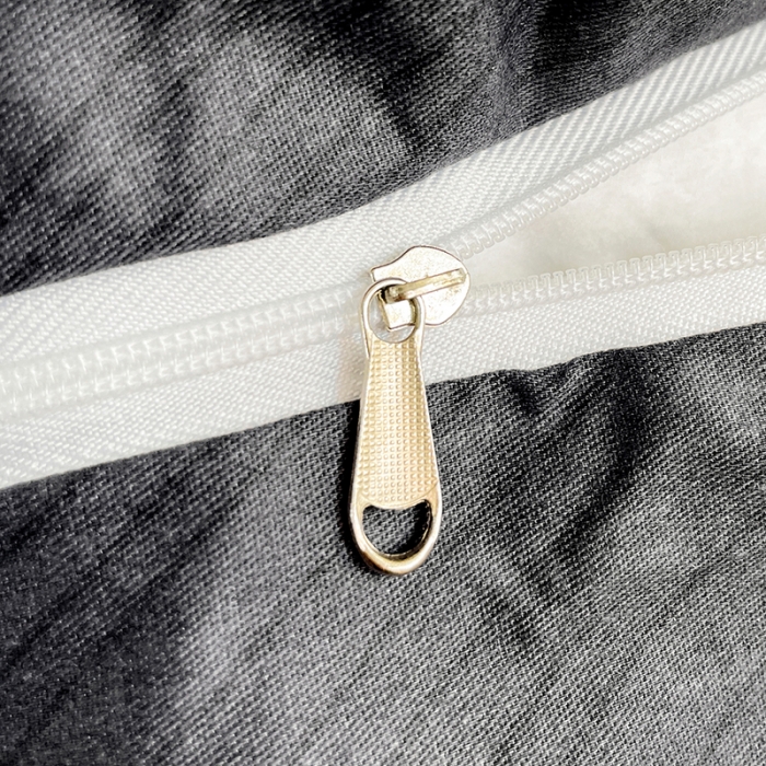 91家纺网 家纺一手货源 找家纺 昔可 2022新款开学季全棉卡通印花学生三件套 黑波纹