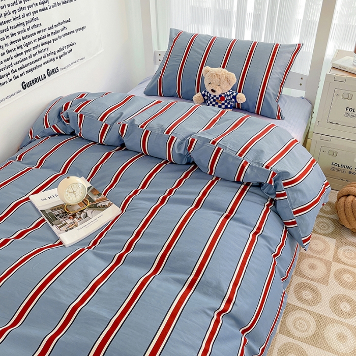 91家纺网 家纺一手货源 找家纺 昔可 2022新款开学季全棉卡通印花学生三件套 红蓝条