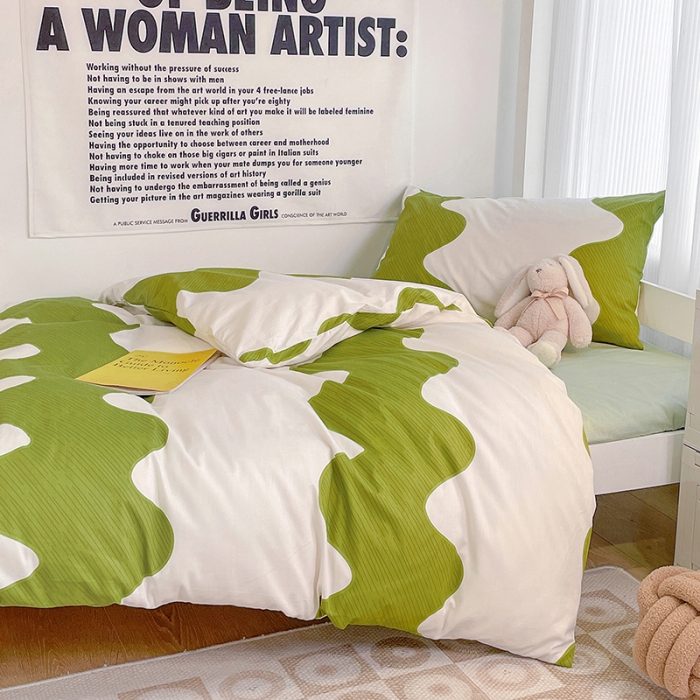 91家纺网 家纺一手货源 找家纺 昔可 2022新款开学季全棉卡通印花学生三件套 绿波纹