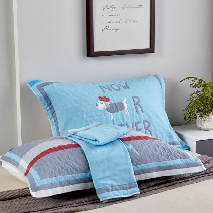 91家纺网 家纺一手货源 找家纺 朴尔2022新款年彩色糖果系列纯棉三层纱布枕巾（一对装） 调皮狗蓝