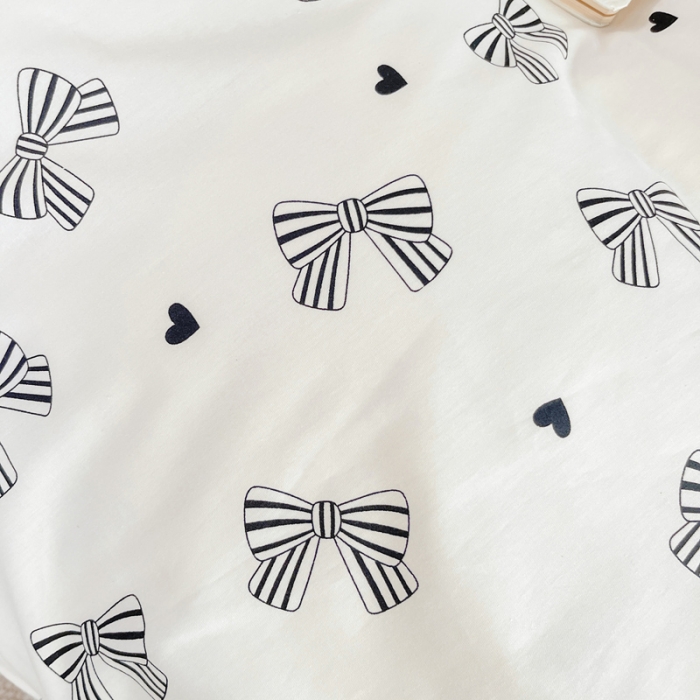 91家纺网 家纺一手货源 找家纺 昔可 2022新款开学季全棉卡通印花学生三件套 黑白爱心蝴蝶结