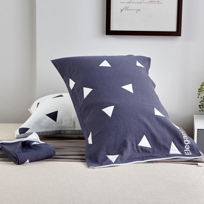 91家纺网 家纺一手货源 找家纺 朴尔2022新款朴尔纯色全棉三层定位枕巾（一对装） 冷感空间墨兰