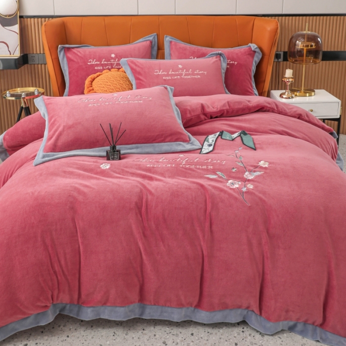 91家纺网 家纺一手货源 找家纺 优姿家纺 2022新款拼角10斤牛奶绒四件套 暗香-豆沙