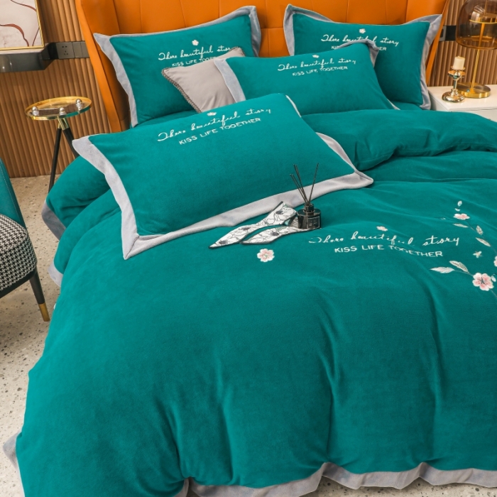 91家纺网 家纺一手货源 找家纺 优姿家纺 2022新款拼角10斤牛奶绒四件套 暗香-孔雀蓝