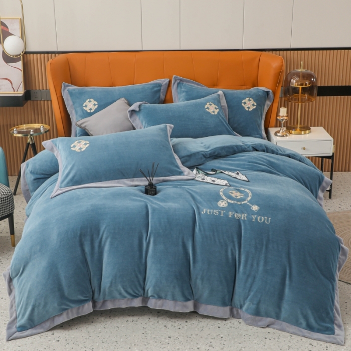 91家纺网 家纺一手货源 找家纺 优姿家纺 2022新款拼角10斤牛奶绒四件套 相约时尚-宝石蓝