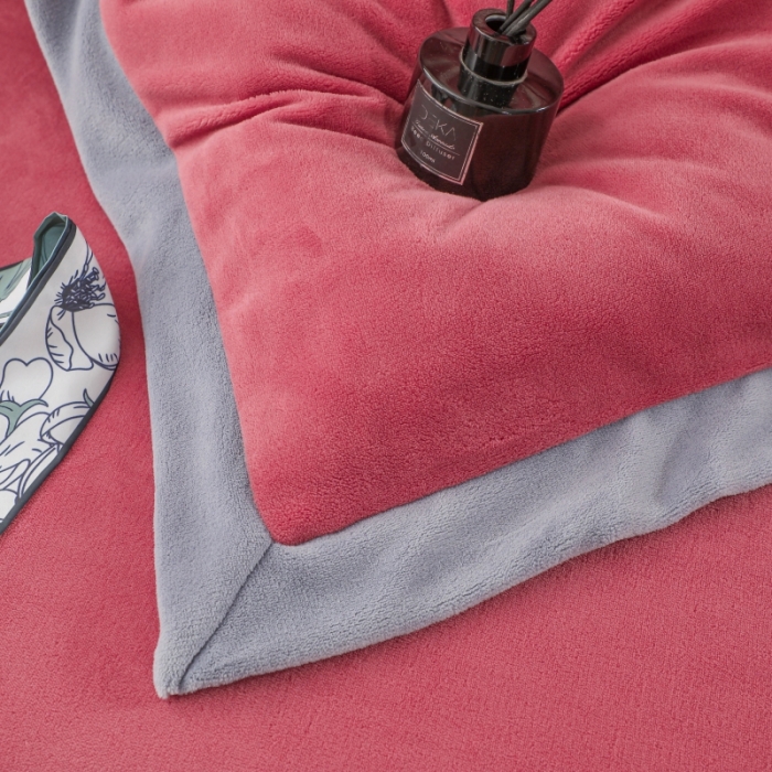 91家纺网 家纺一手货源 找家纺 优姿家纺 2022新款拼角10斤牛奶绒四件套 相约时尚-豆沙