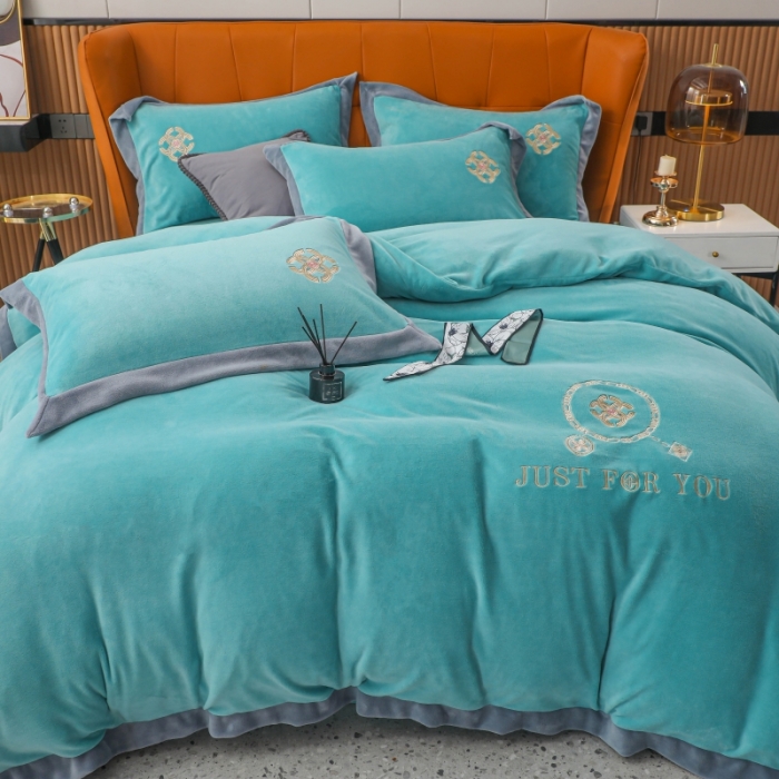 91家纺网 家纺一手货源 找家纺 优姿家纺 2022新款拼角10斤牛奶绒四件套 相约时尚-湖兰