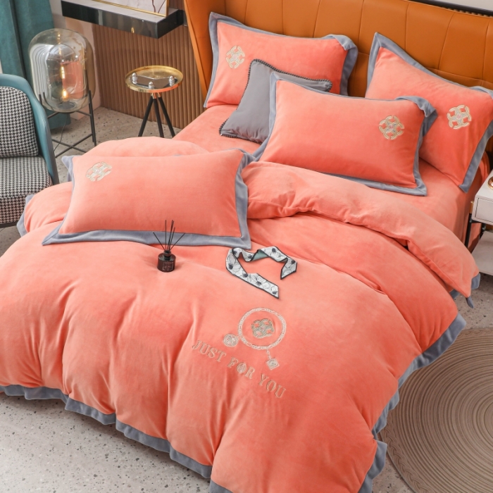 91家纺网 家纺一手货源 找家纺 优姿家纺 2022新款拼角10斤牛奶绒四件套 相约时尚-香妃桔