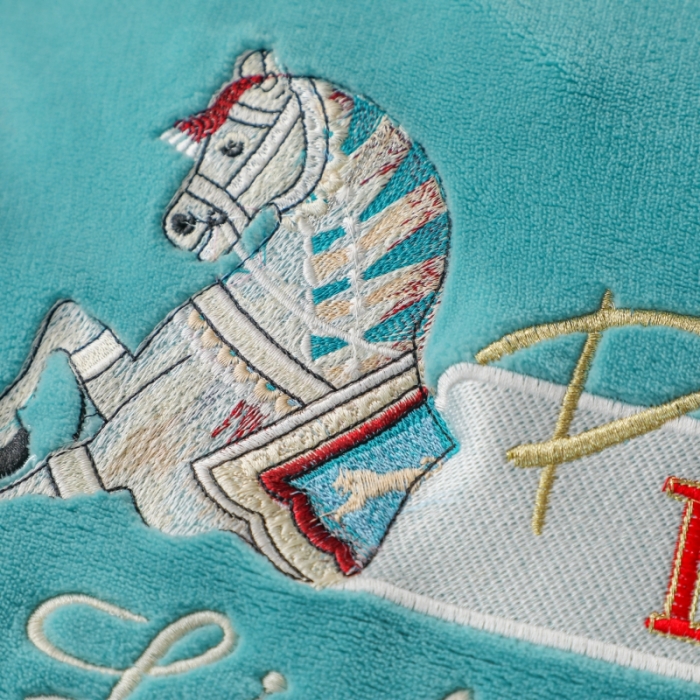 91家纺网 家纺一手货源 找家纺 优姿家纺 2022新款拼角10斤牛奶绒四件套 重温经典-湖兰