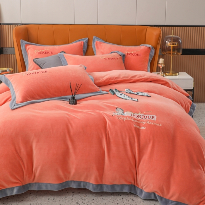 91家纺网 家纺一手货源 找家纺 优姿家纺 2022新款拼角10斤牛奶绒四件套 重温经典-香妃桔