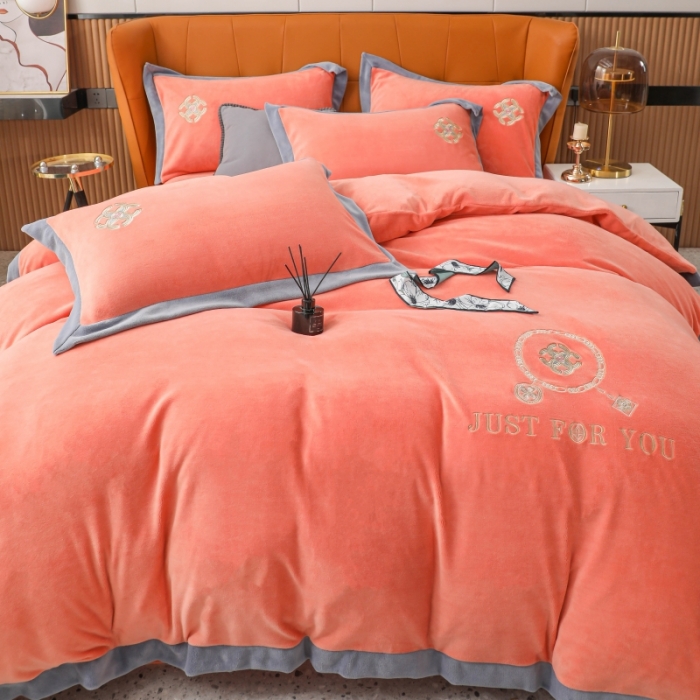 91家纺网 家纺一手货源 找家纺 （总）优姿家纺 2022新款拼角10斤牛奶绒四件套