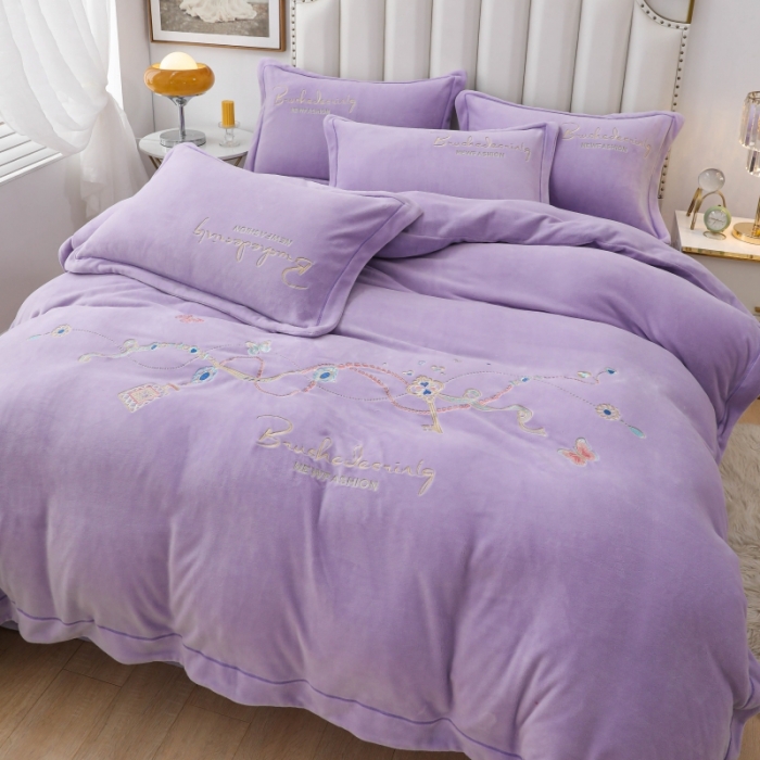 91家纺网 家纺一手货源 找家纺 优姿家纺 2022新款宽边10斤牛奶绒四件套 爱情密码-紫