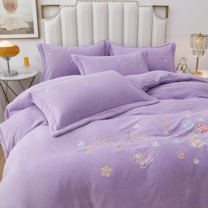 91家纺网 家纺一手货源 找家纺 优姿家纺 2022新款宽边10斤牛奶绒四件套 蝶舞花开-紫