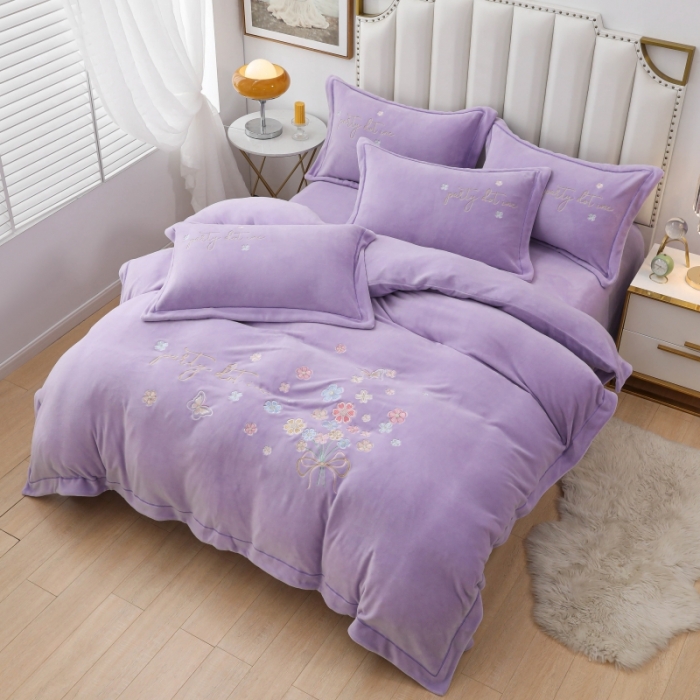 91家纺网 家纺一手货源 找家纺 优姿家纺 2022新款宽边10斤牛奶绒四件套 蝶舞花开-紫