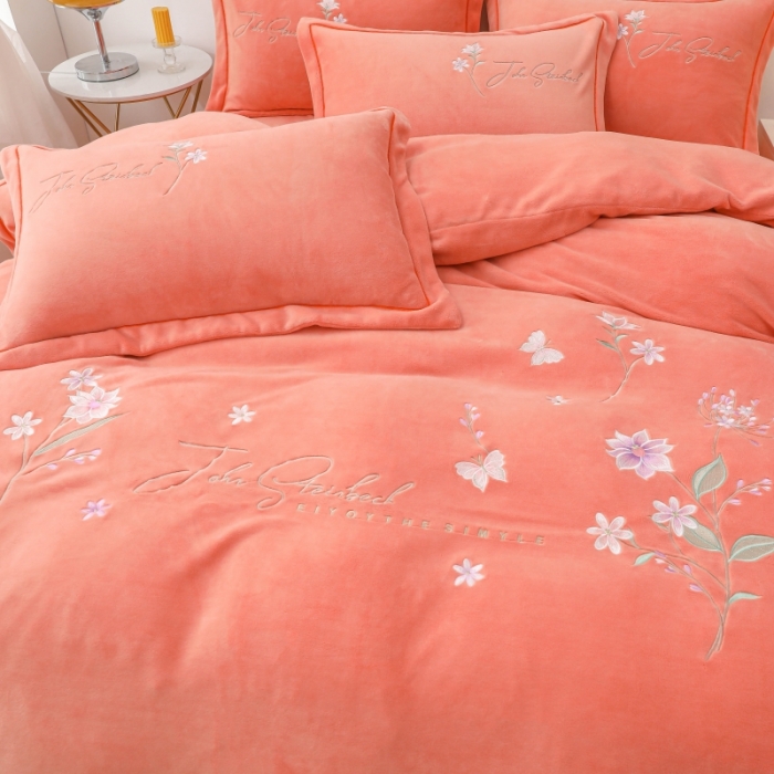 91家纺网 家纺一手货源 找家纺 优姿家纺 2022新款宽边10斤牛奶绒四件套 紫色花语-香妃桔