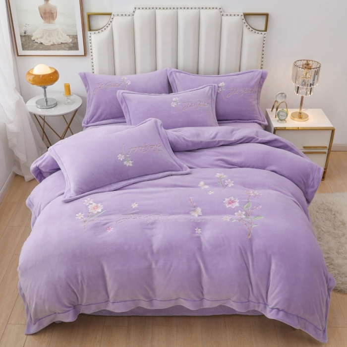 91家纺网 家纺一手货源 找家纺 优姿家纺 2022新款宽边10斤牛奶绒四件套 紫色花语-紫